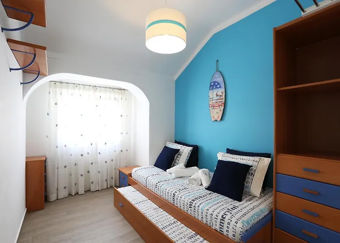 Big Wave Apartment